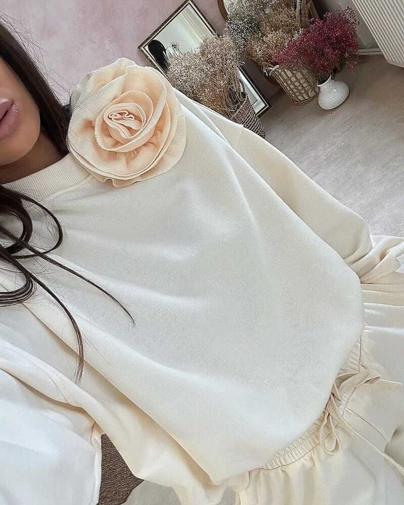 Bluza Damska Oversize Bawełniana z Różą 3D Pudrowy Róż Kremowa
