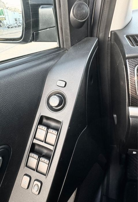 Продам авто SsangYong Korando 2012