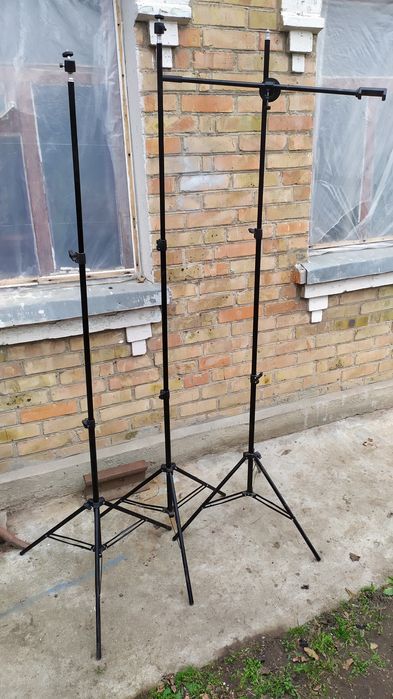 Штатив для лампы и смартфона