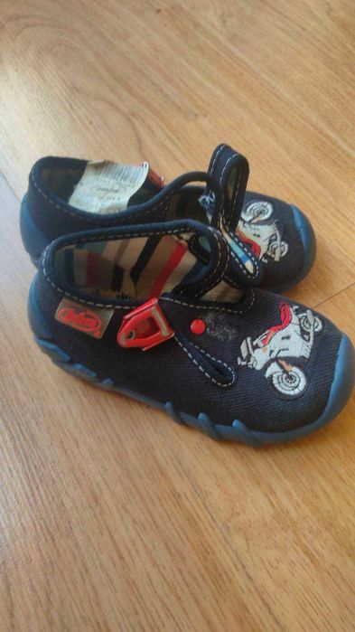 ciapki chłopięce rozmiar 21