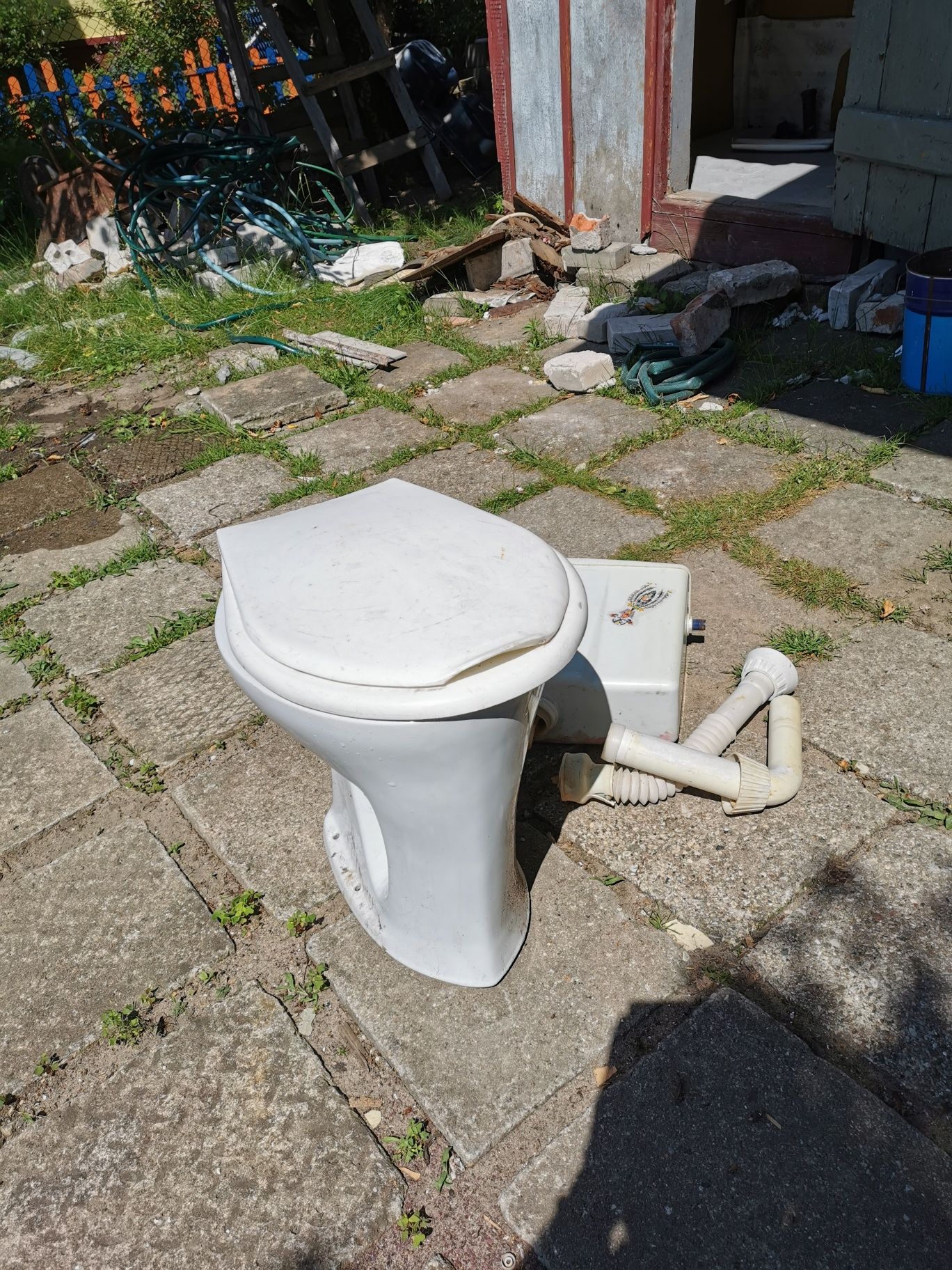 WC KOMPAKT razem z deska toaleta ustepowa