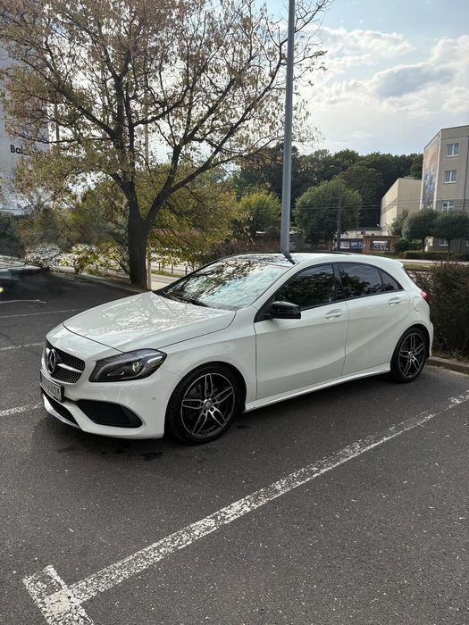 Mercedes-Benz Klasa A Mercedes-Benz Klasa A 220 4MATIC Pakiet AMG - 2017 r.