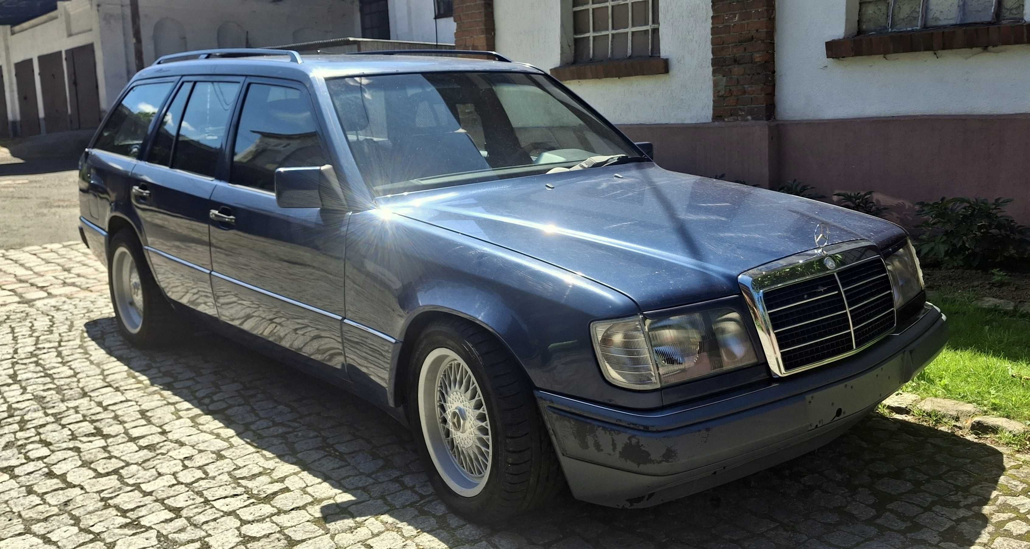 Mercedes 124 Combi  1990 rok. 3,0 benzyna Automat Oldtimer
