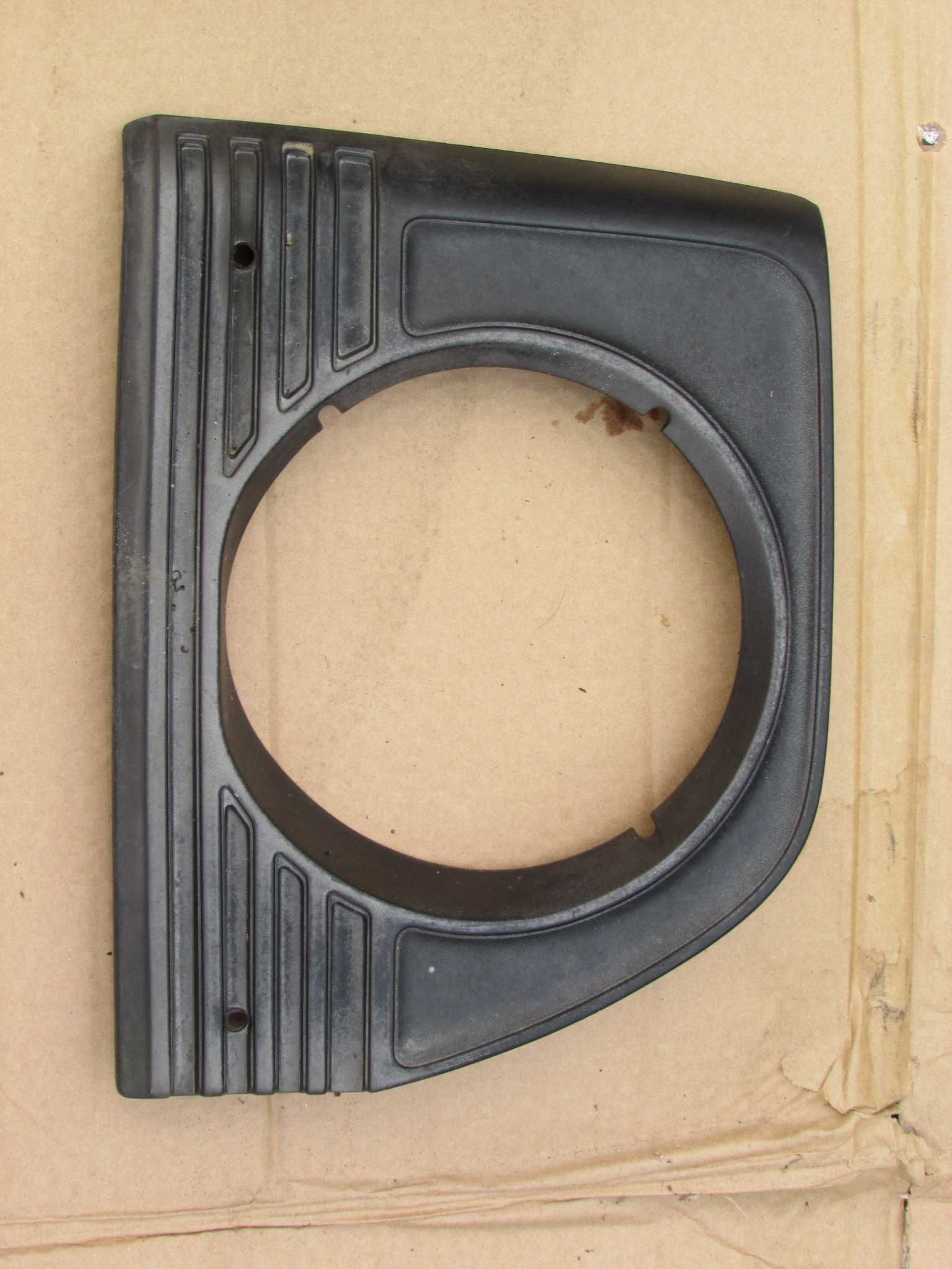 suzuki carry 89r zderzak przod oslona lampy ramka