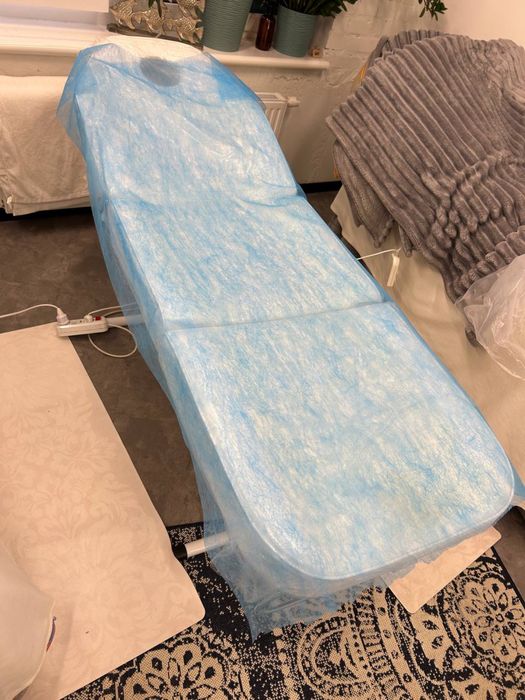 Професійні кушетки для масажу, косметології