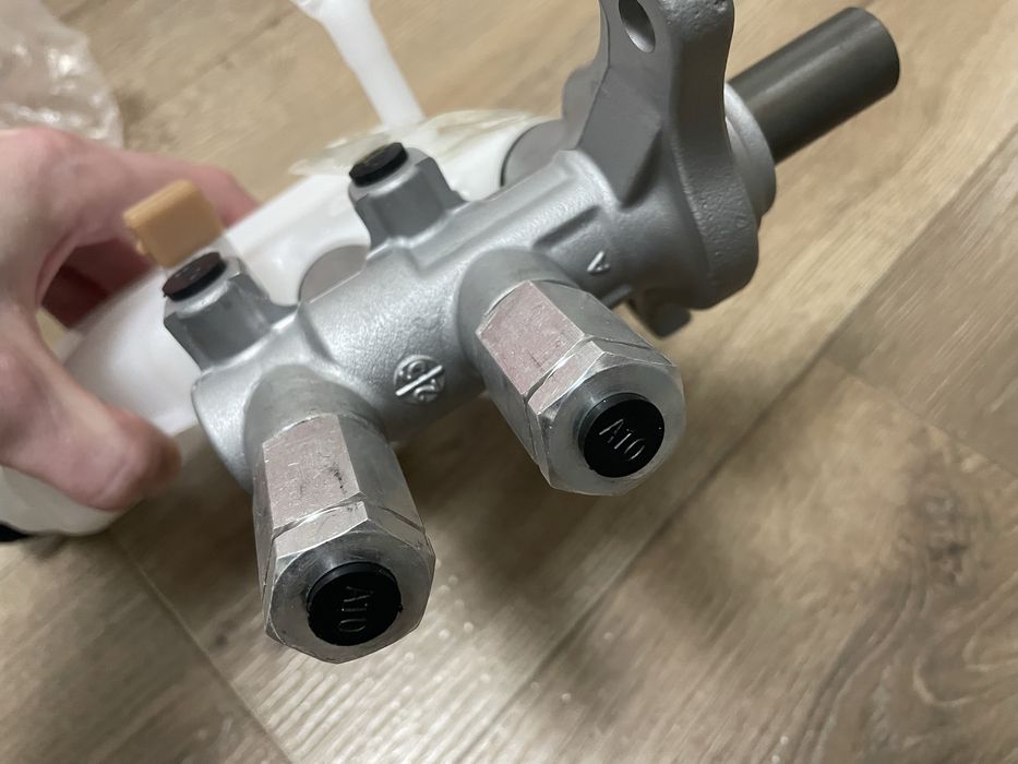 Главный тормозной цилиндр для hyundai Accent 58510-1R000