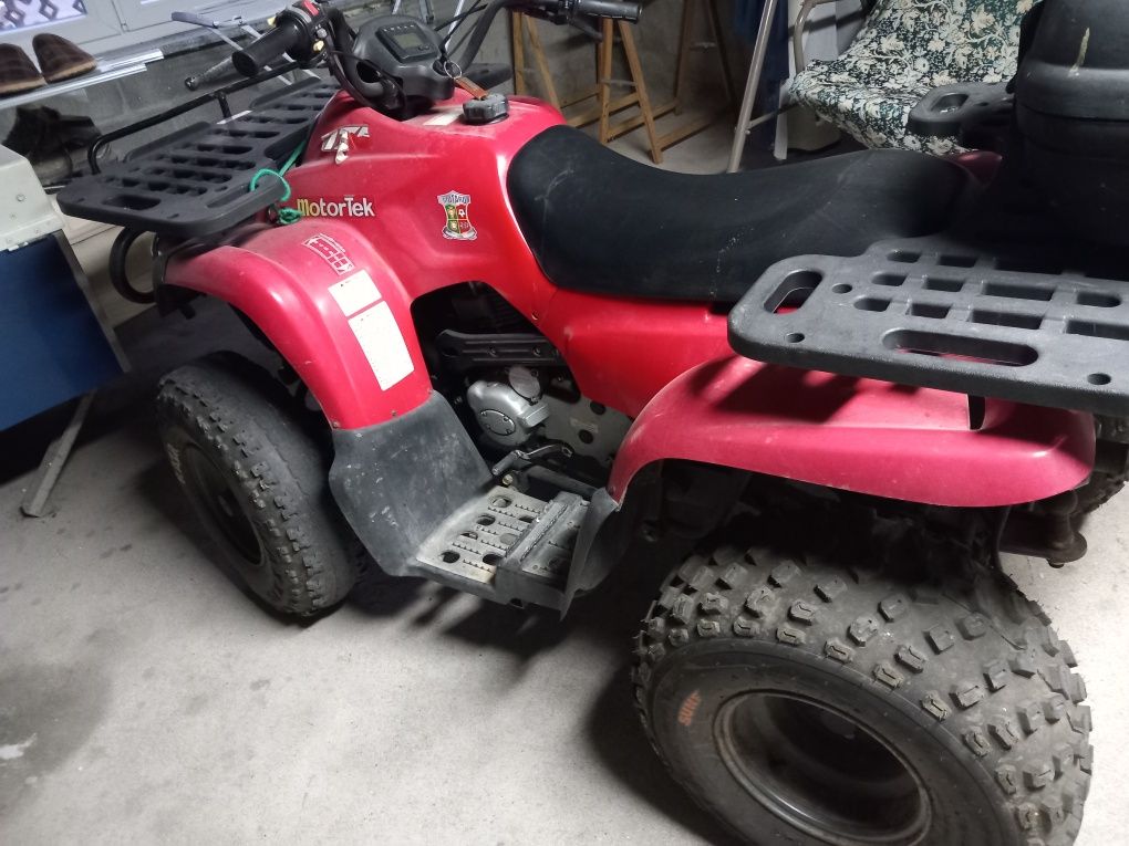 Moto 4 200cc impecável