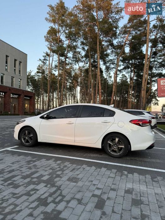 Kia Forte 2018 Кіа Форте