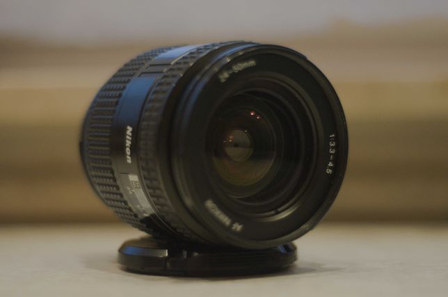 Nikkor AF 24-50 mm f/3.3-4.5D, pełna klatka, komplet, idealny, zamiana