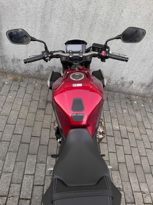 Honda CB650R Akrapovic