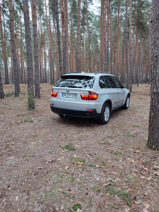 Автомобіль BMW X5