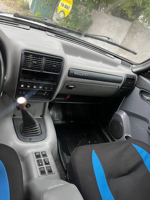 Легковий автомобіль