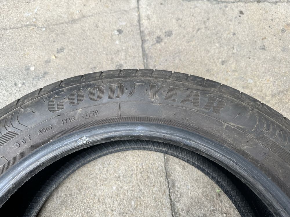 goodyear efficientgrip performance 215/55 r18