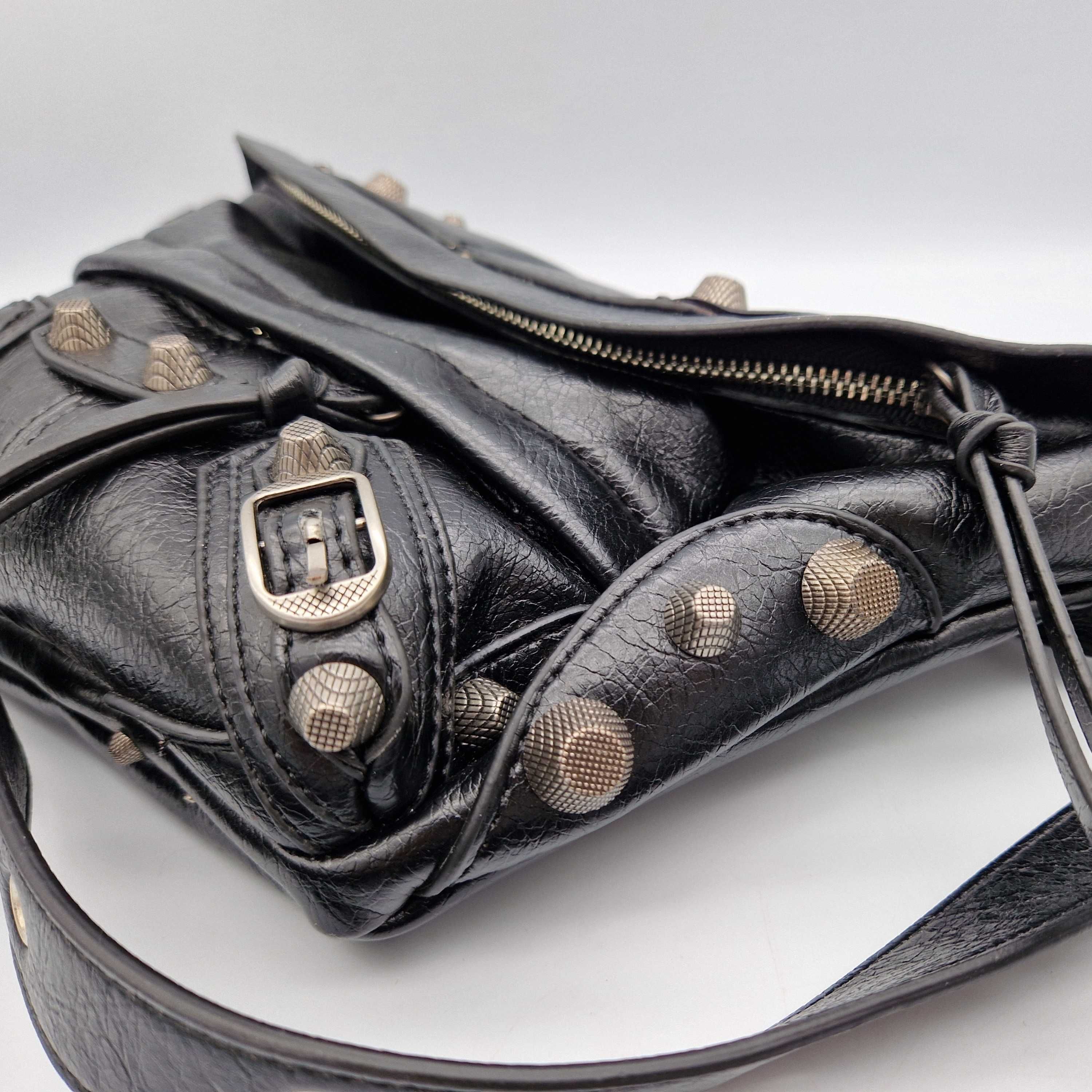Бананка Balenciaga сумка нагрудна balenciaga поясна сумка