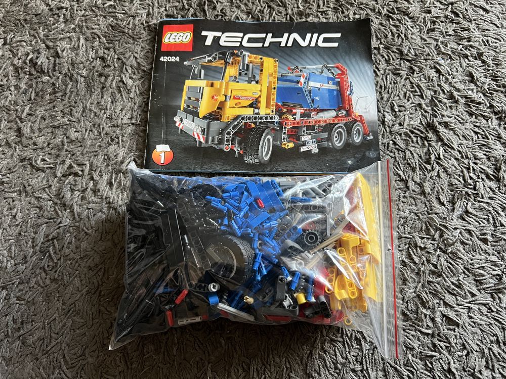 Lego Technic 42024 Ciężarówka z Kontenerem
