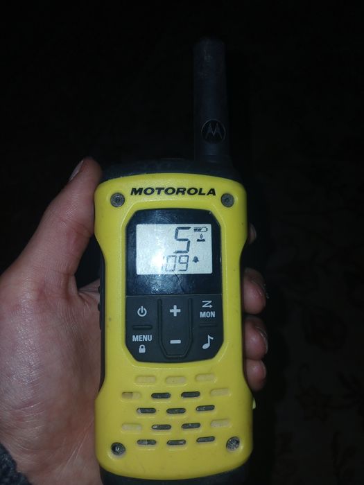 Рація Motorola T92