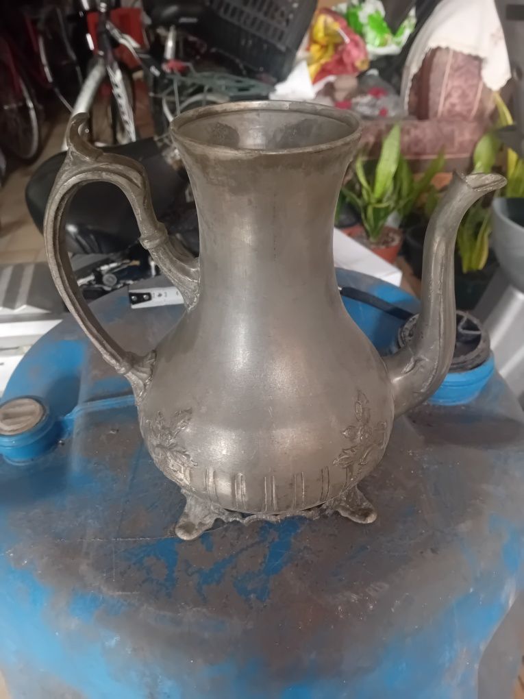 Bule antigo para restauro
