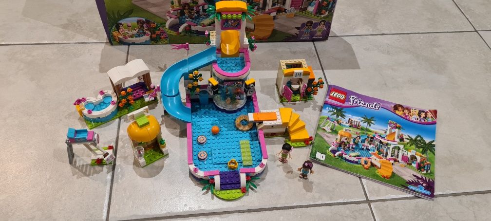 Klocki lego friends Basen w Heartlake 41313