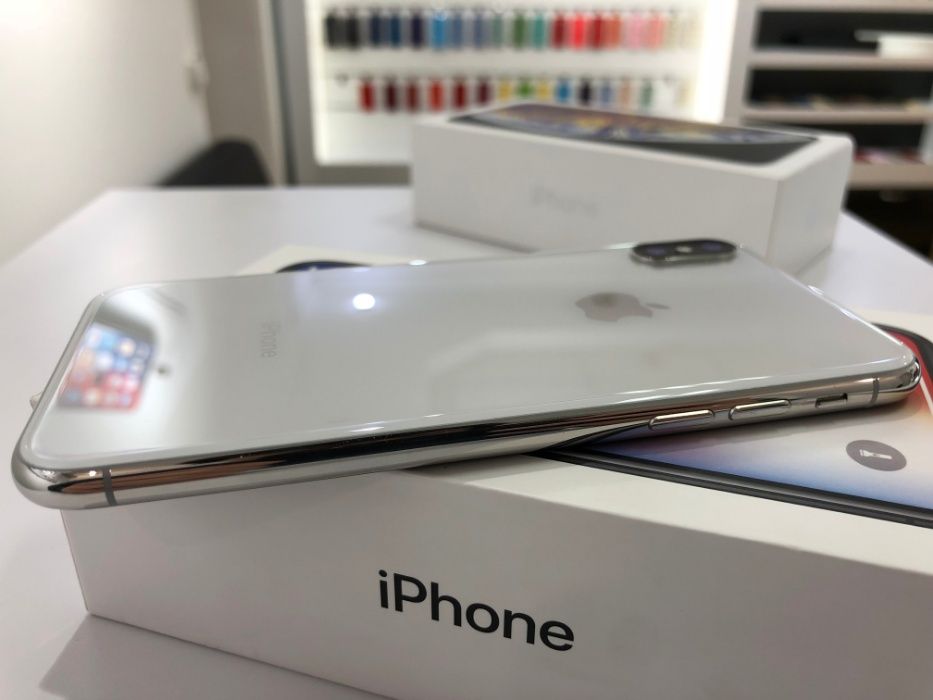 iPhone X 64GB (Silver) Neverlock. Гарантія !