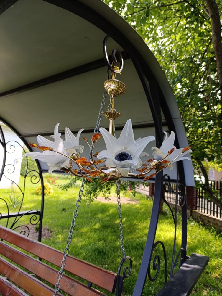 Підвісна люстра, світильник