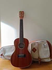 Ukulele cordoba 15cm