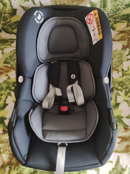 Автокрісло 0+ Maxi Cosi Tinka 2022 максі стан нового козі
