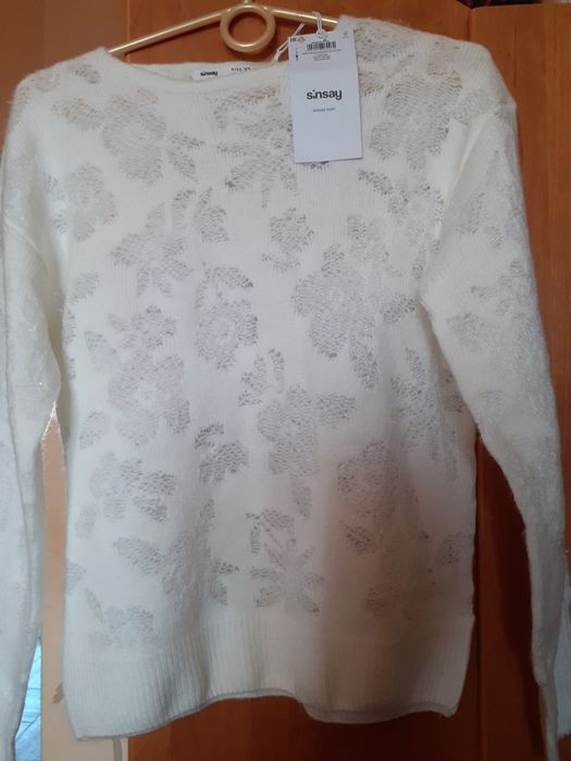 Sweter ażurowy kwiaty