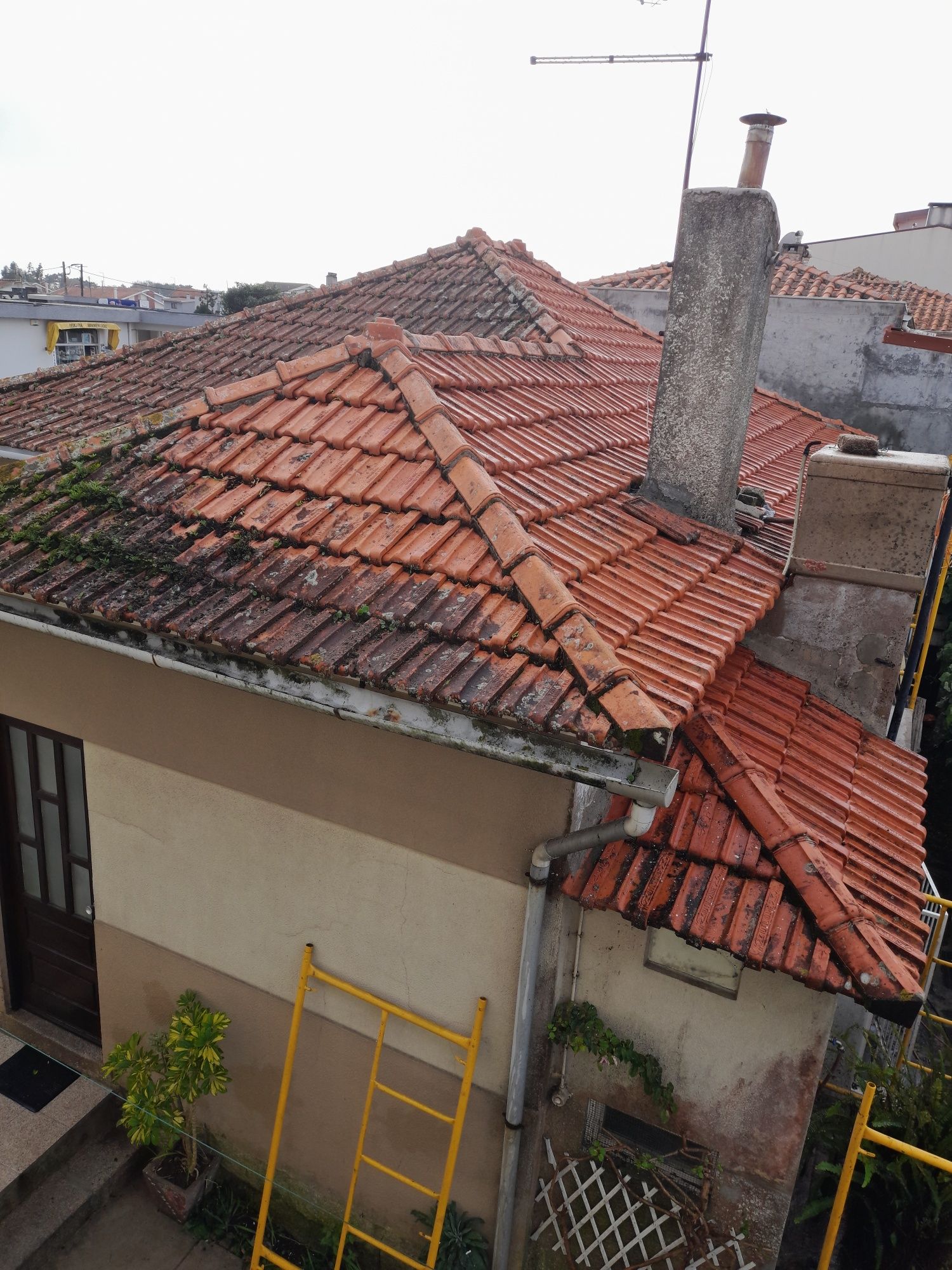 Obra Pladur pintura trolha etc andaimes incluidos