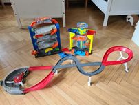 Hot Wheels tor,parking,myjka zestaw