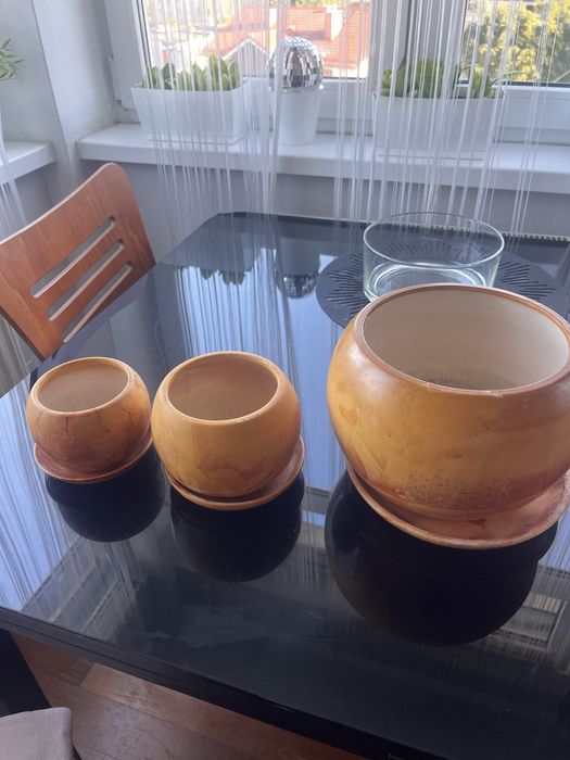 Ceramiczne recznie robione donice