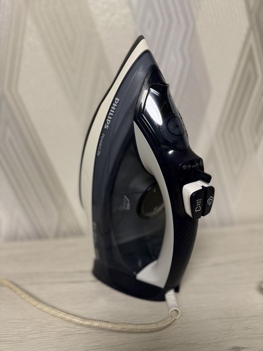 праска philips power life 2400w