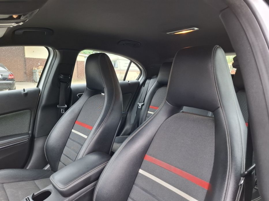 Mercedes A-klasa w176 a180 kamera wnętrze AMG