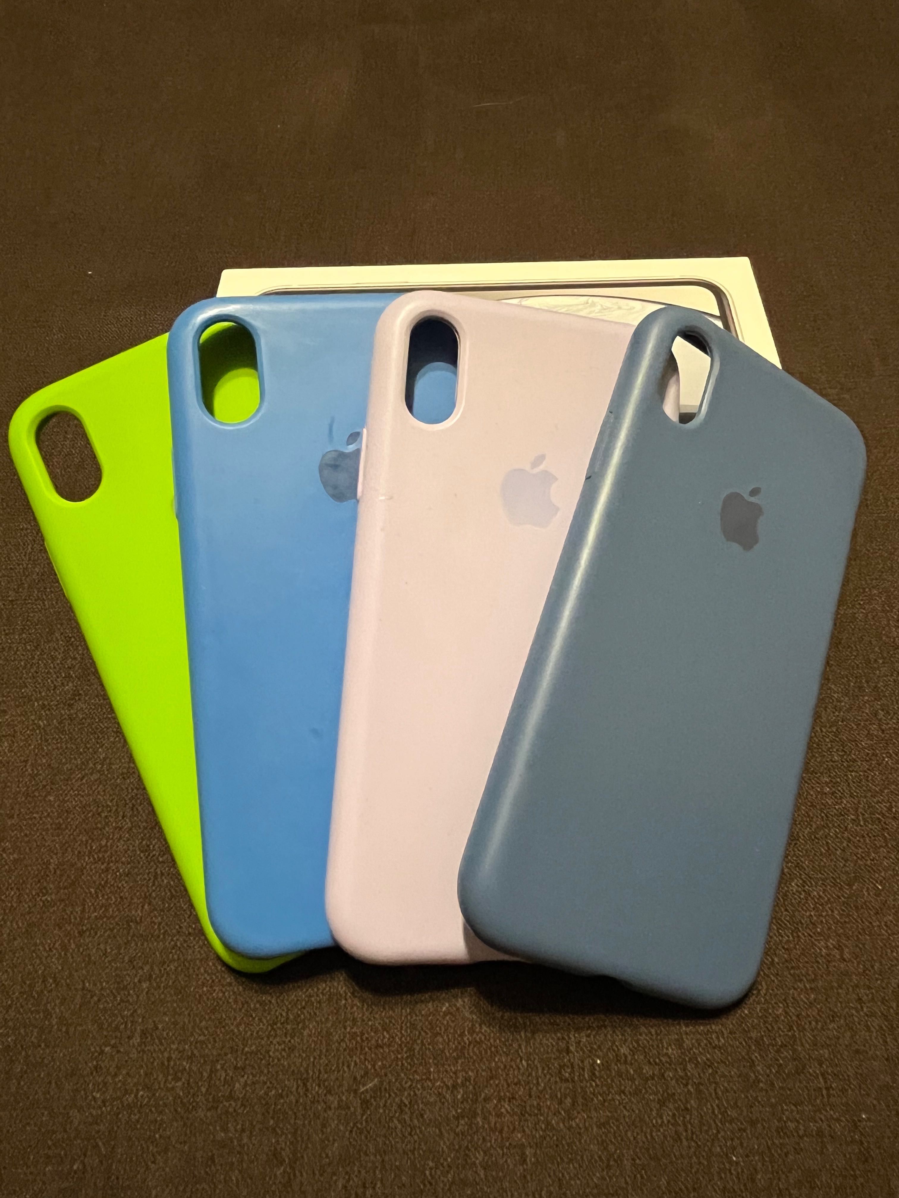 Продам IPhone XR в ідеальному стані