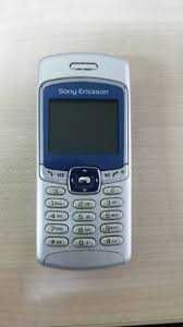 Телефон Sony Ericsson