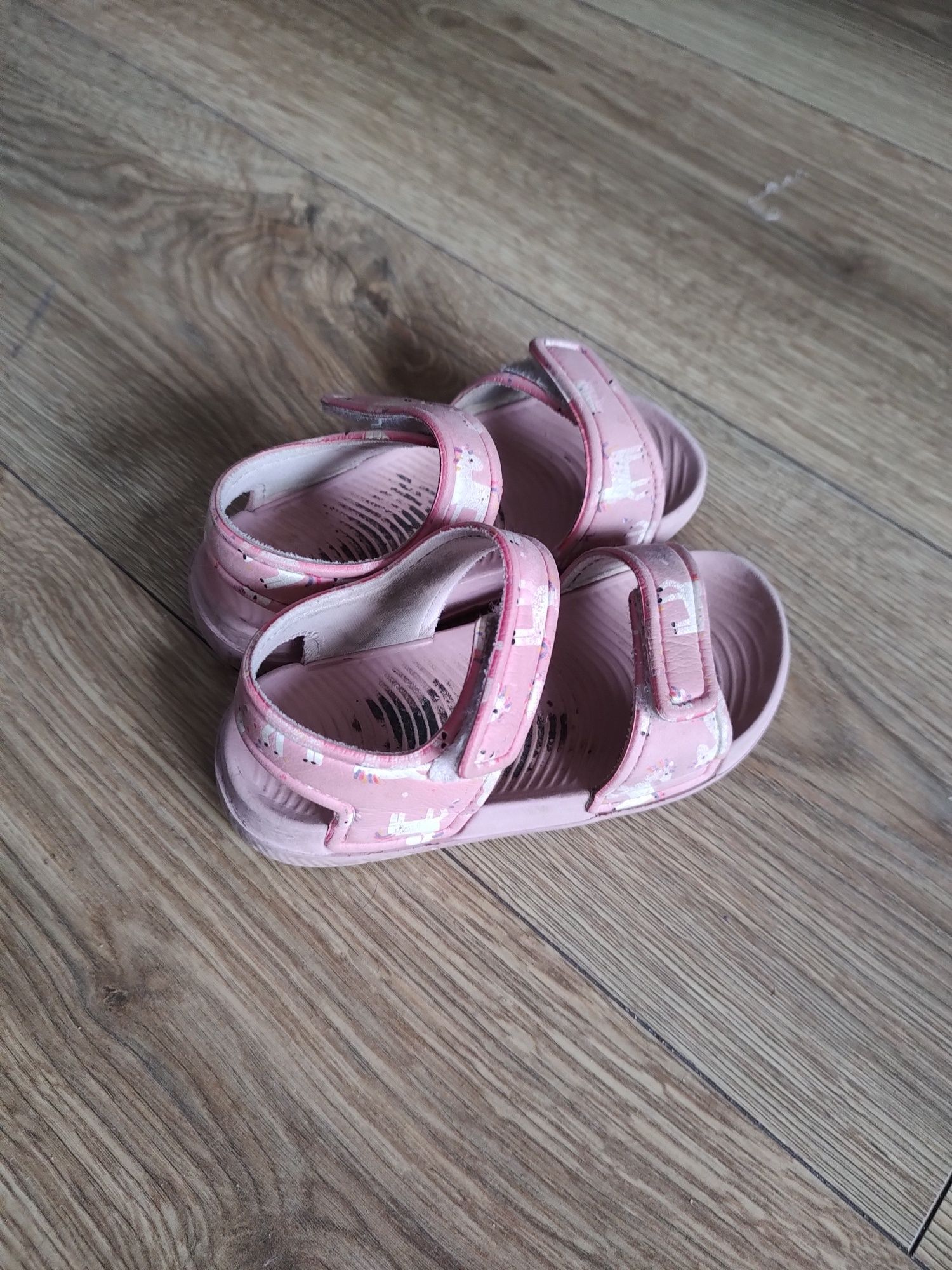 Śliczne leciutkie sandałki na rzepy z jednorożcem dla dziewczynki 26