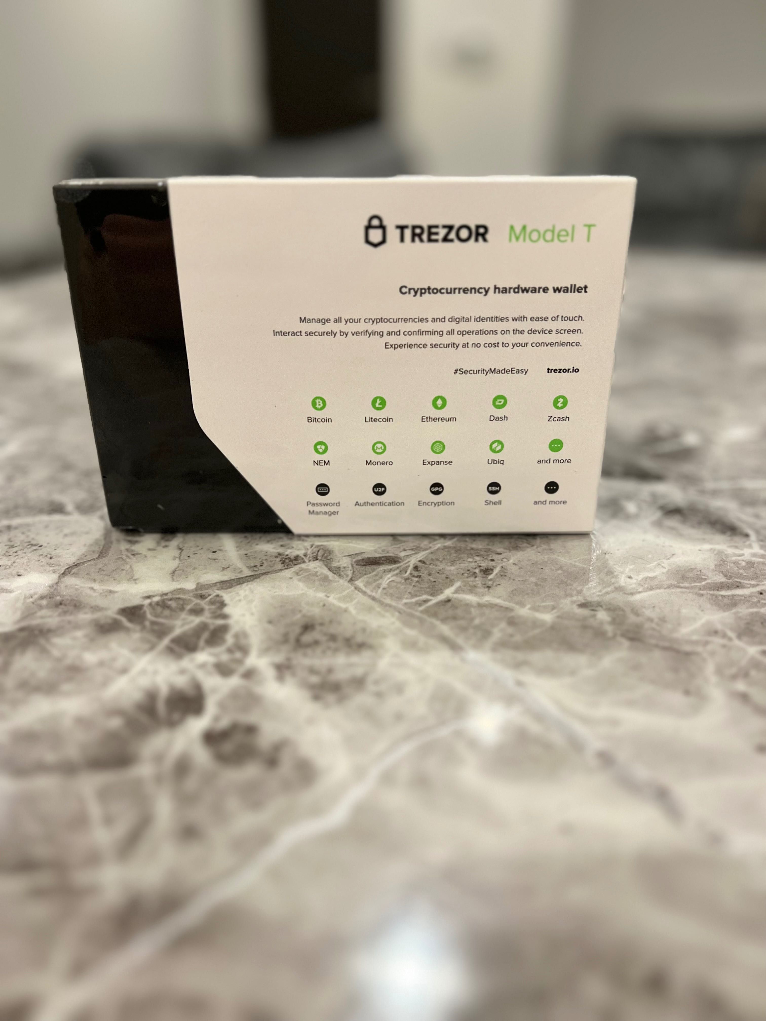 Trezor Model T/Криптогаманець/Оригінал/Запакований/Новий/Криптокошелек