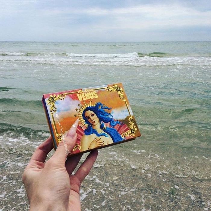 Venus от lime crime