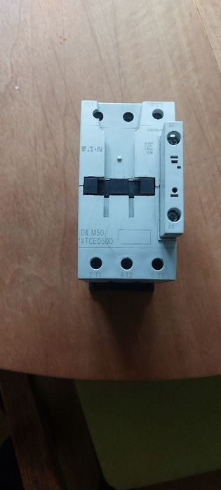 Stycznik mocy Eaton DIL M50 XTCE050D. Jes