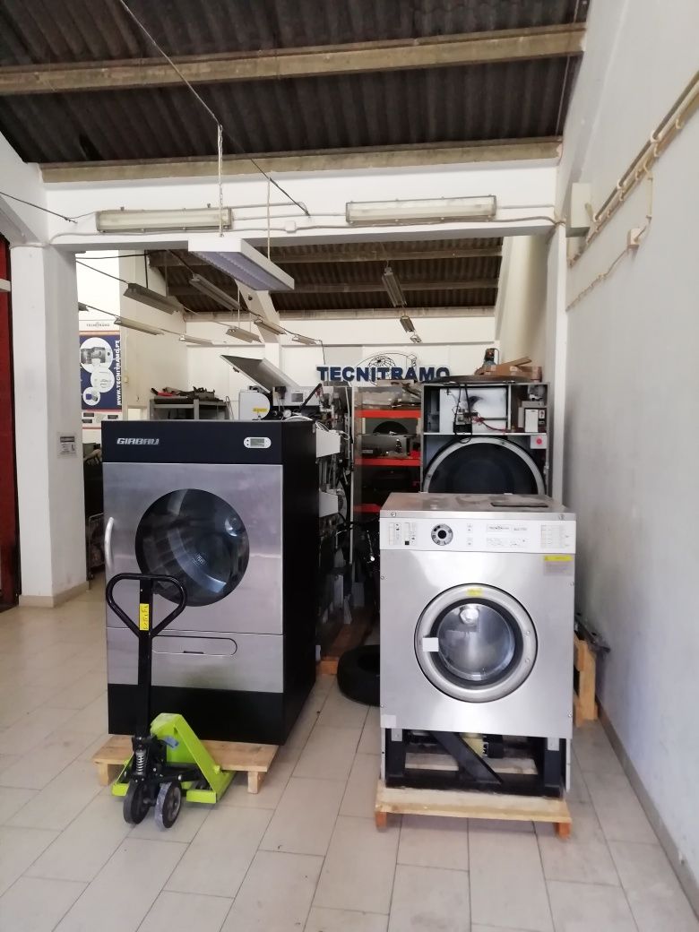Ocasião de equipamentos para lavandaria self service