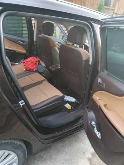 Opel Zafira C Tourer 7 Osobowy (bogata wersja)