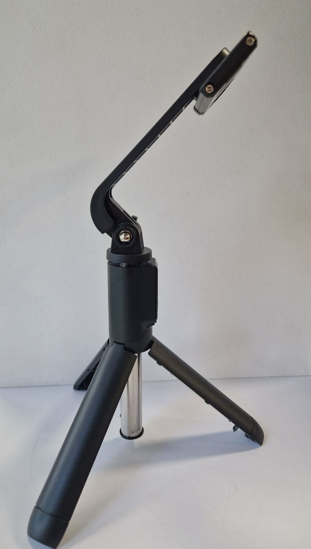 Borofone Uchwyt Selfie BY11 Happy bluetooth ze statywem i pilotem