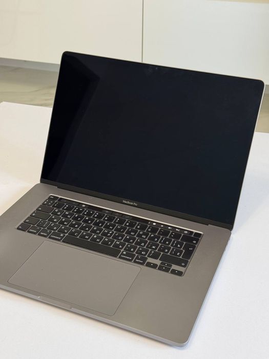 MacBook Pro 16” 2019 i7 16 gb RAM 512 gb SSD Space Gray 117ц