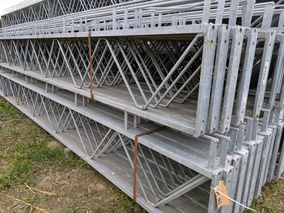 Używana kratownica dachowa dźwigar konstrukcja stalowa pod wiata hala