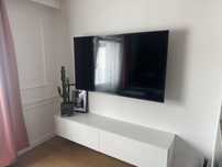 Telewizor LG 55” 4K UHD – jak nowy, na gwarancji, z nóżkami