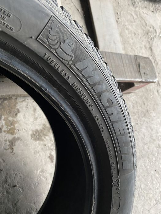 205.50.17 Michelin 2шт зима БУ склад шины резина из Европы 50 R17