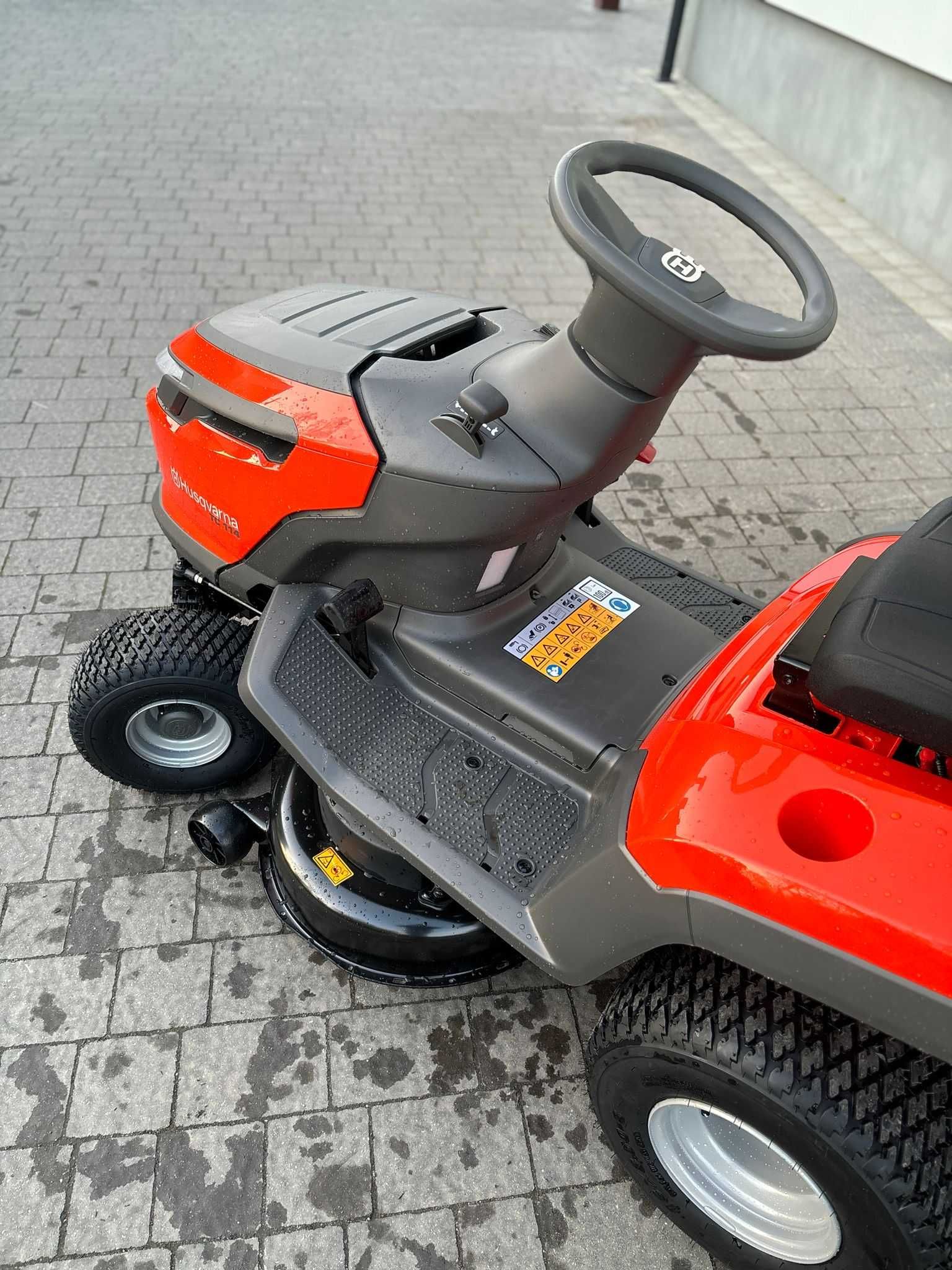 NOWA Kosiarka, traktorek HUSQVARNA TC 114