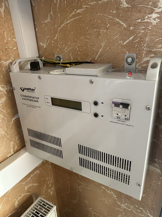 Стобілізатор напруги Volter 7