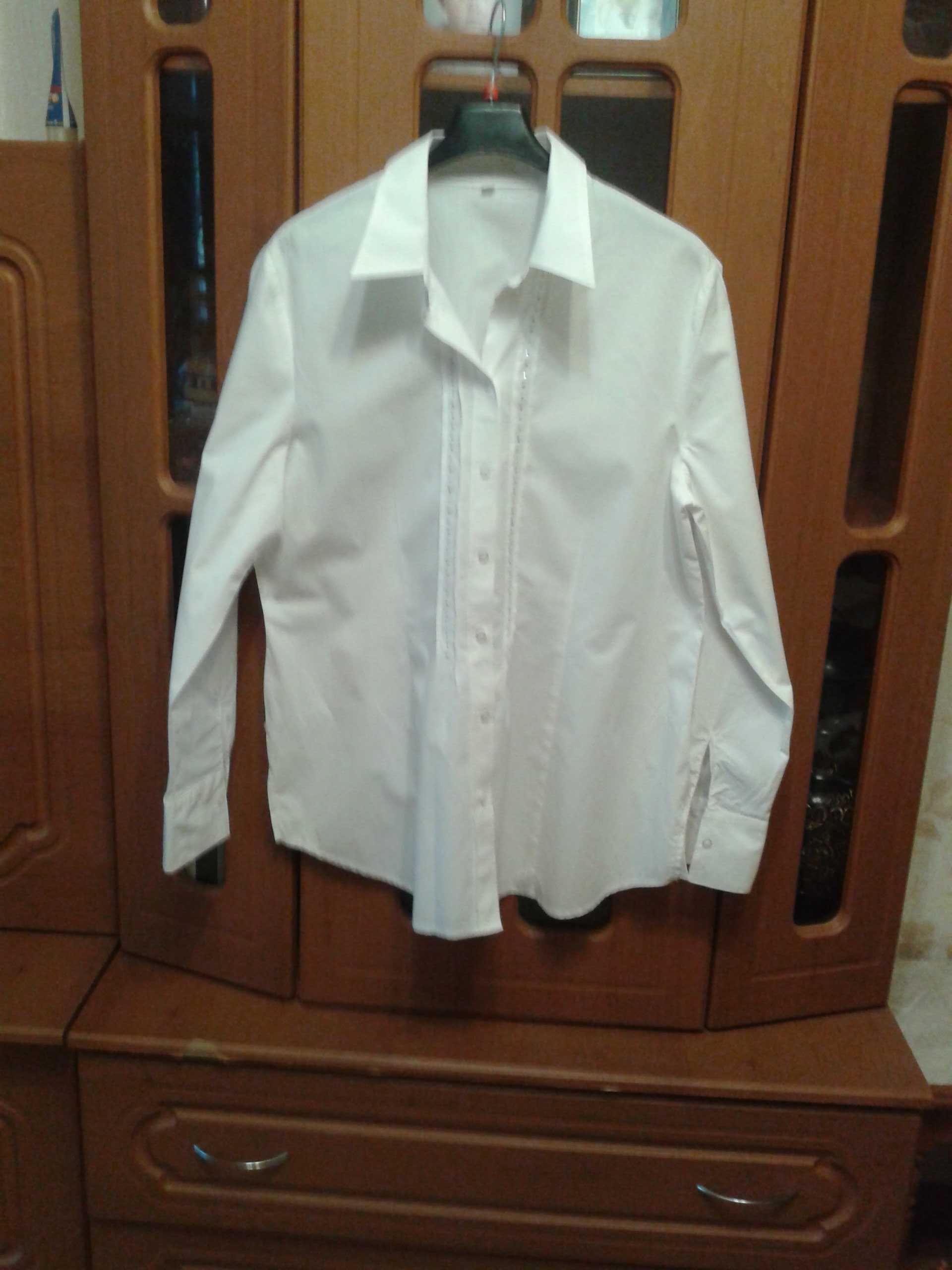 Продам женскую сорочку блузку.48-50 р