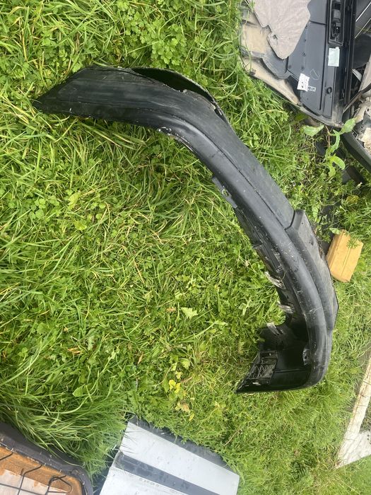 Бампер передній  задній під ремонт audi a6c4 audi 100c4