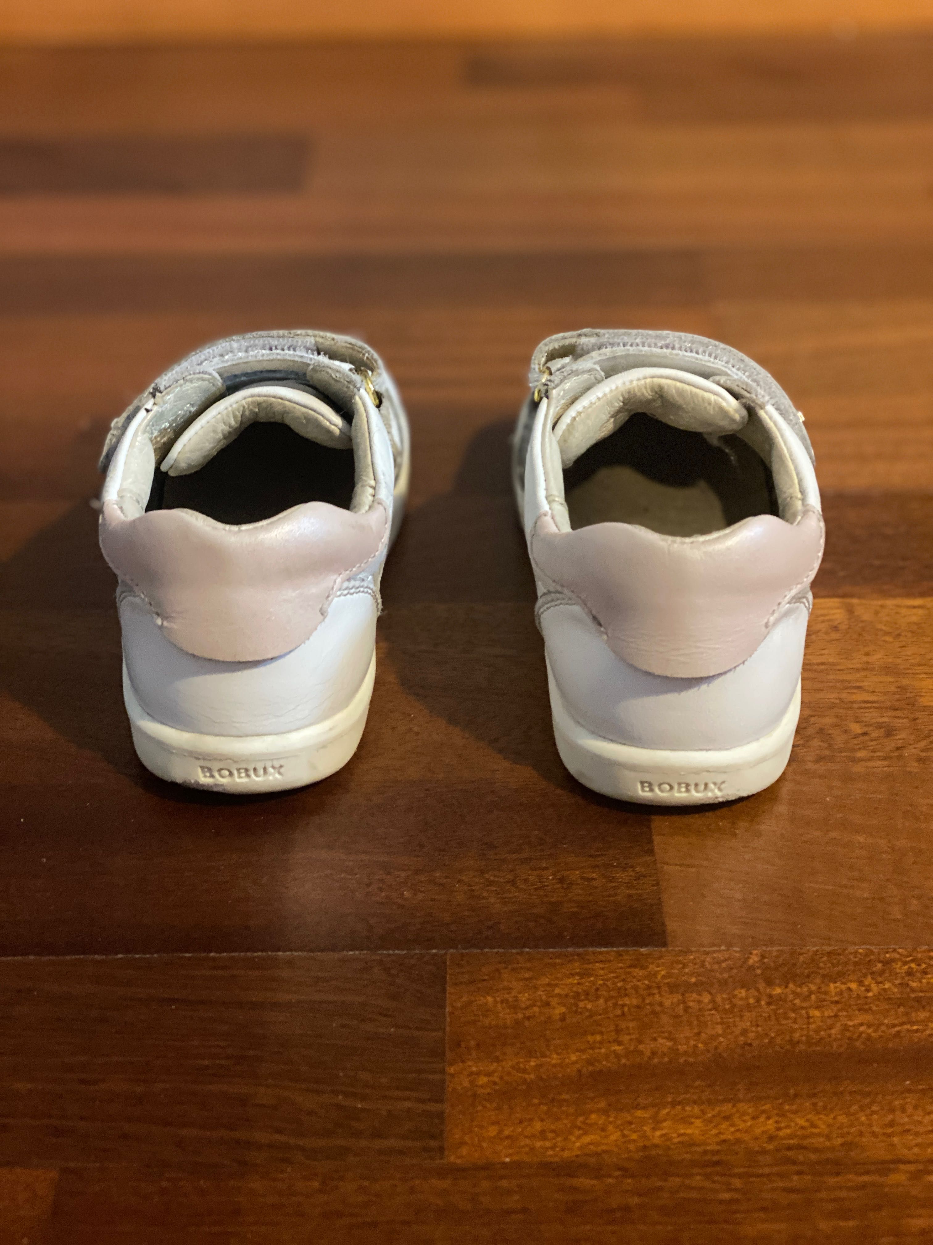 Buty Bobux rozmiar 25
